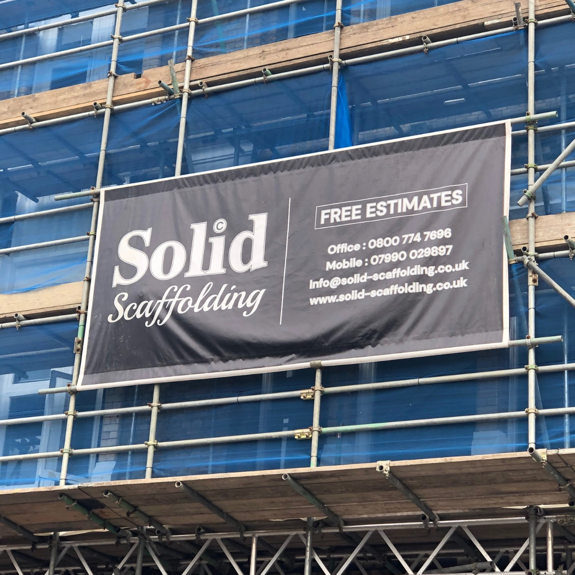 Single sided scaffolding banner